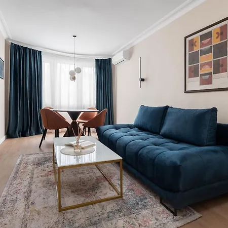 Apartment Luxury Steps From By Flat Manаger